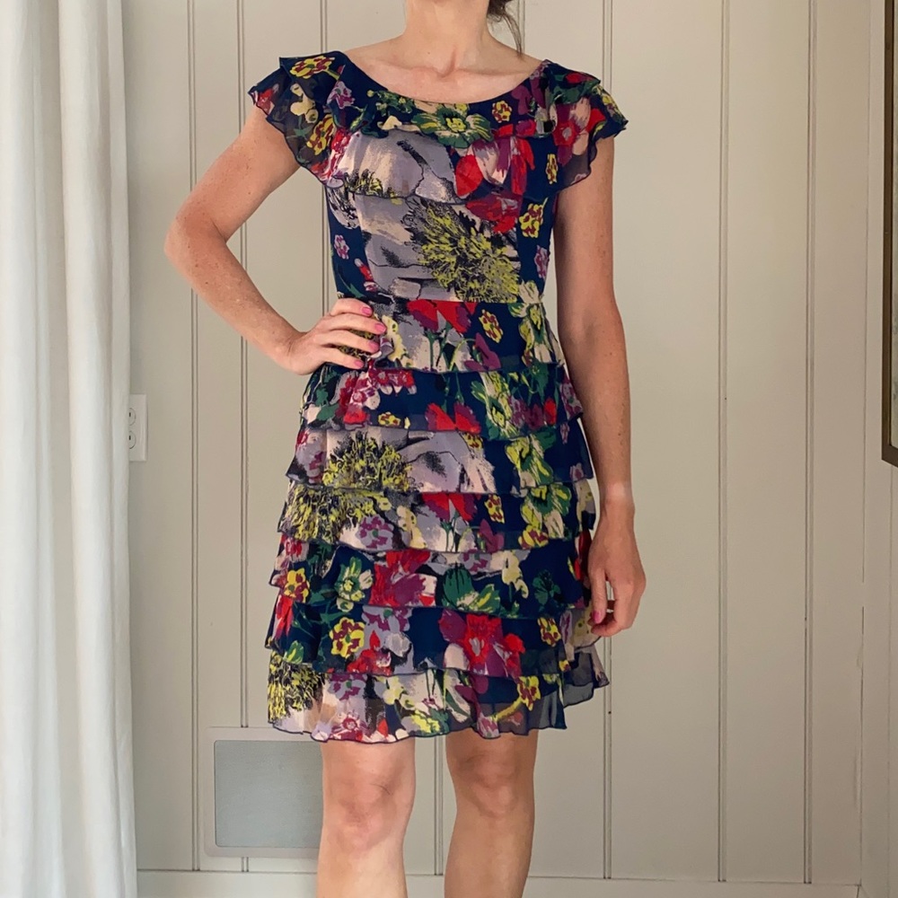 Floral fitted ruffle/layer dress. Size 1